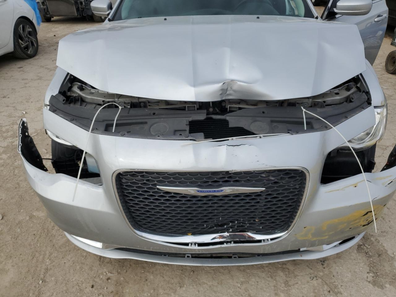 2021 Chrysler 300 VIN 2C3CCAAG8MH516232 photo 11