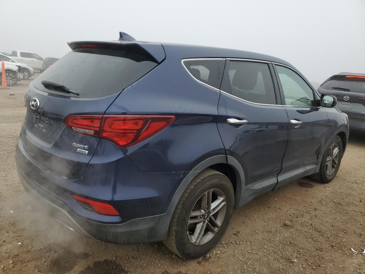 2017 Hyundai Santa fe VIN 5XYZTDLB6HG466394 photo 3