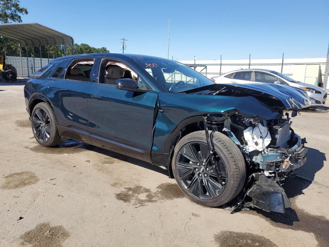 2024 Cadillac Lyriq spor VIN 1GYKPWRL7RZ127674 photo 4