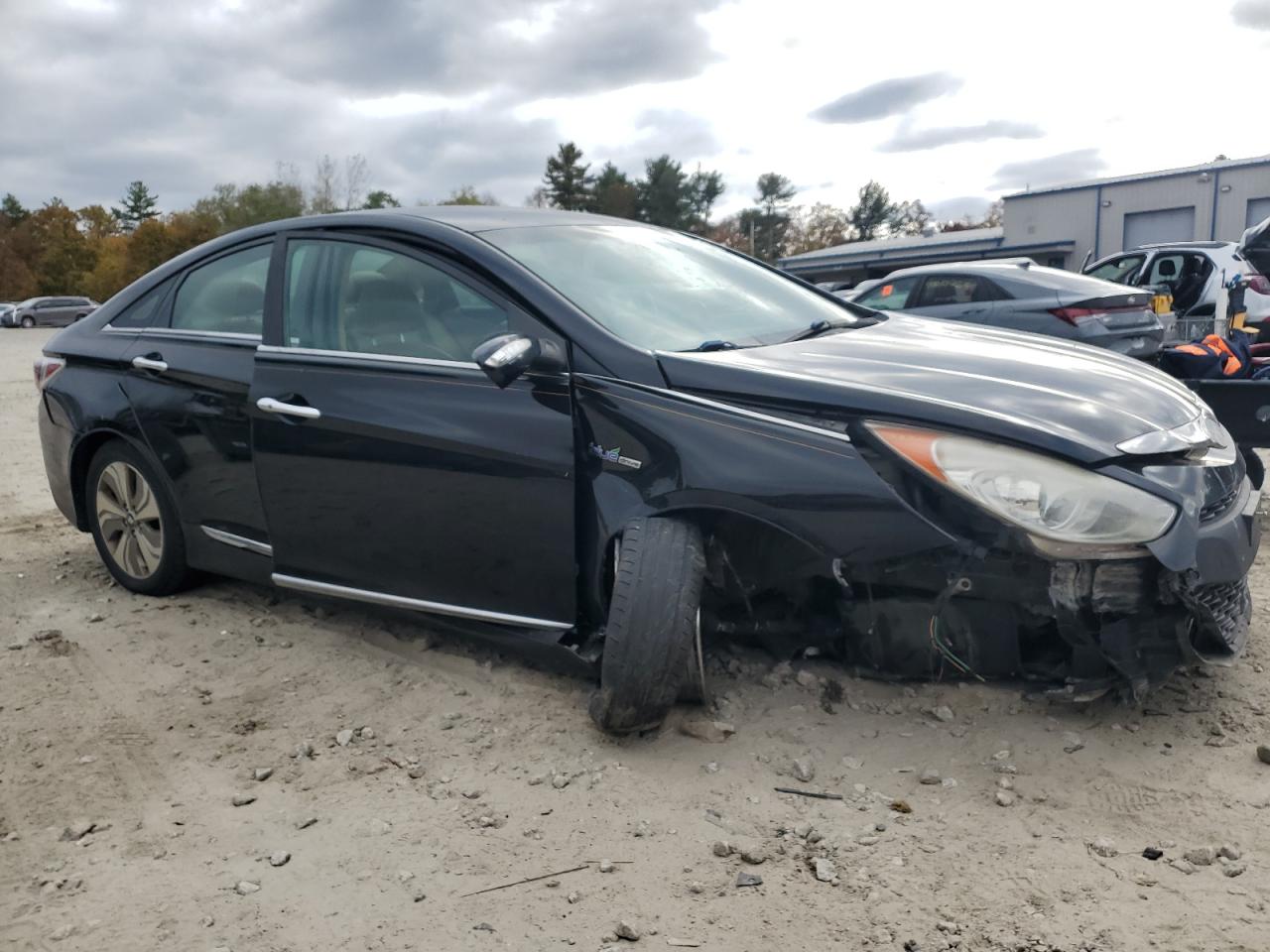 2013 Hyundai Sonata VIN KMHEC4A42DA096909 photo 4