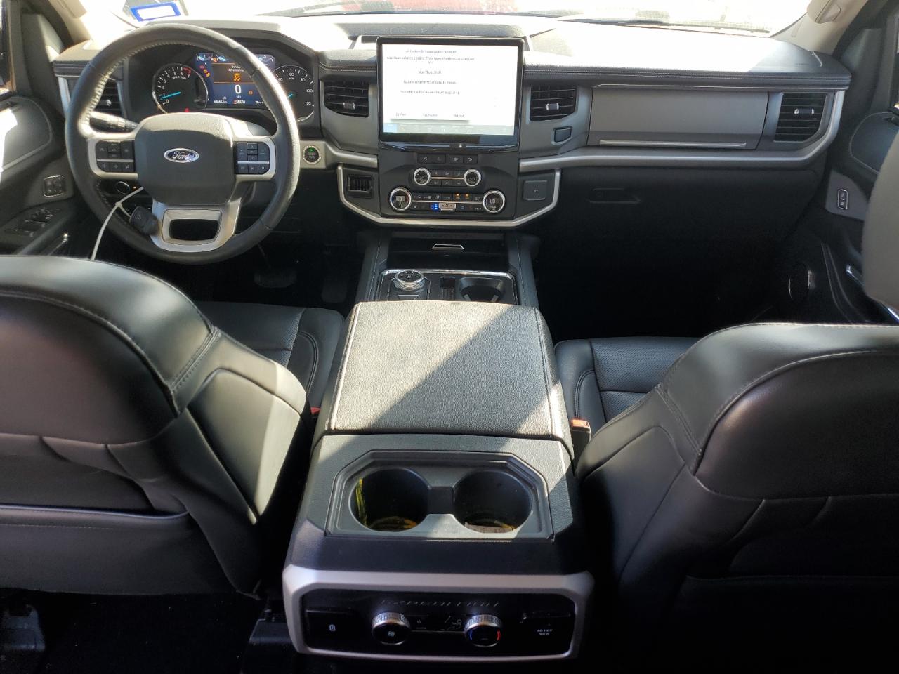 2024 Ford Expedition VIN 1FMJU1J82REA26601 photo 8
