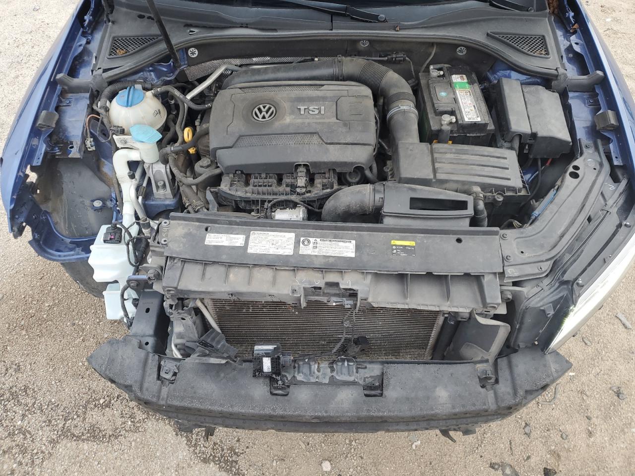 2017 Volkswagen Passat VIN 1VWDT7A33HC065118 photo 11
