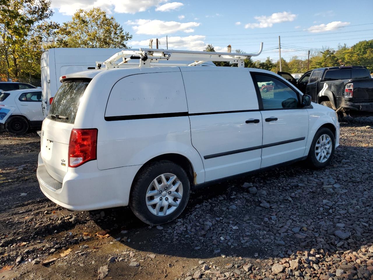 2014 Ram Tradesman VIN 2C4JRGAG7ER432953 photo 3