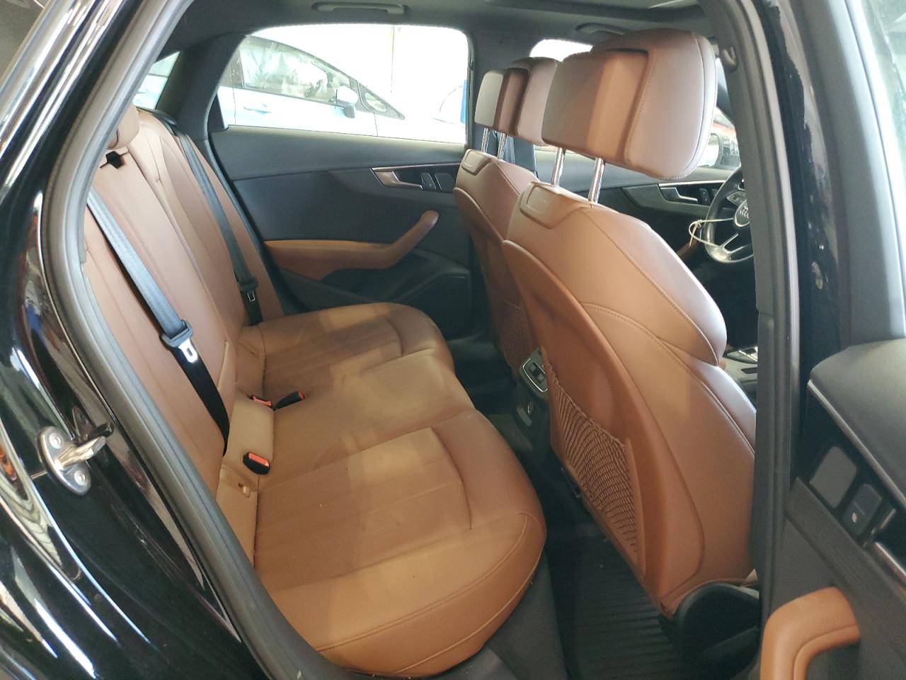 2020 Audi A4 VIN WAUDNAF42LA072557 photo 10