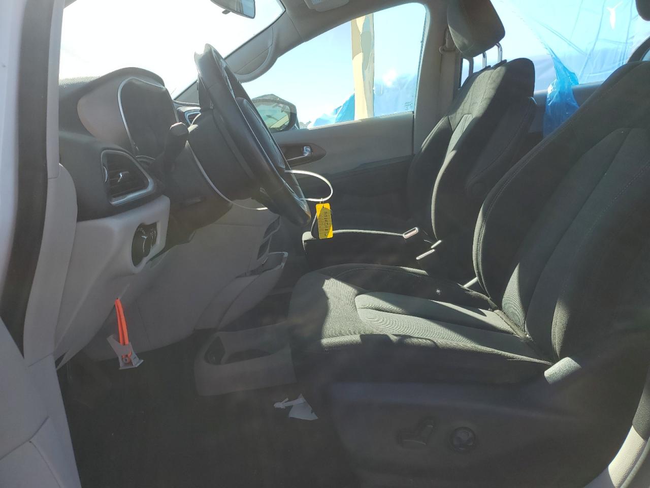 2022 Chrysler Minivan VIN 2C4RC1CG4NR212202 photo 7