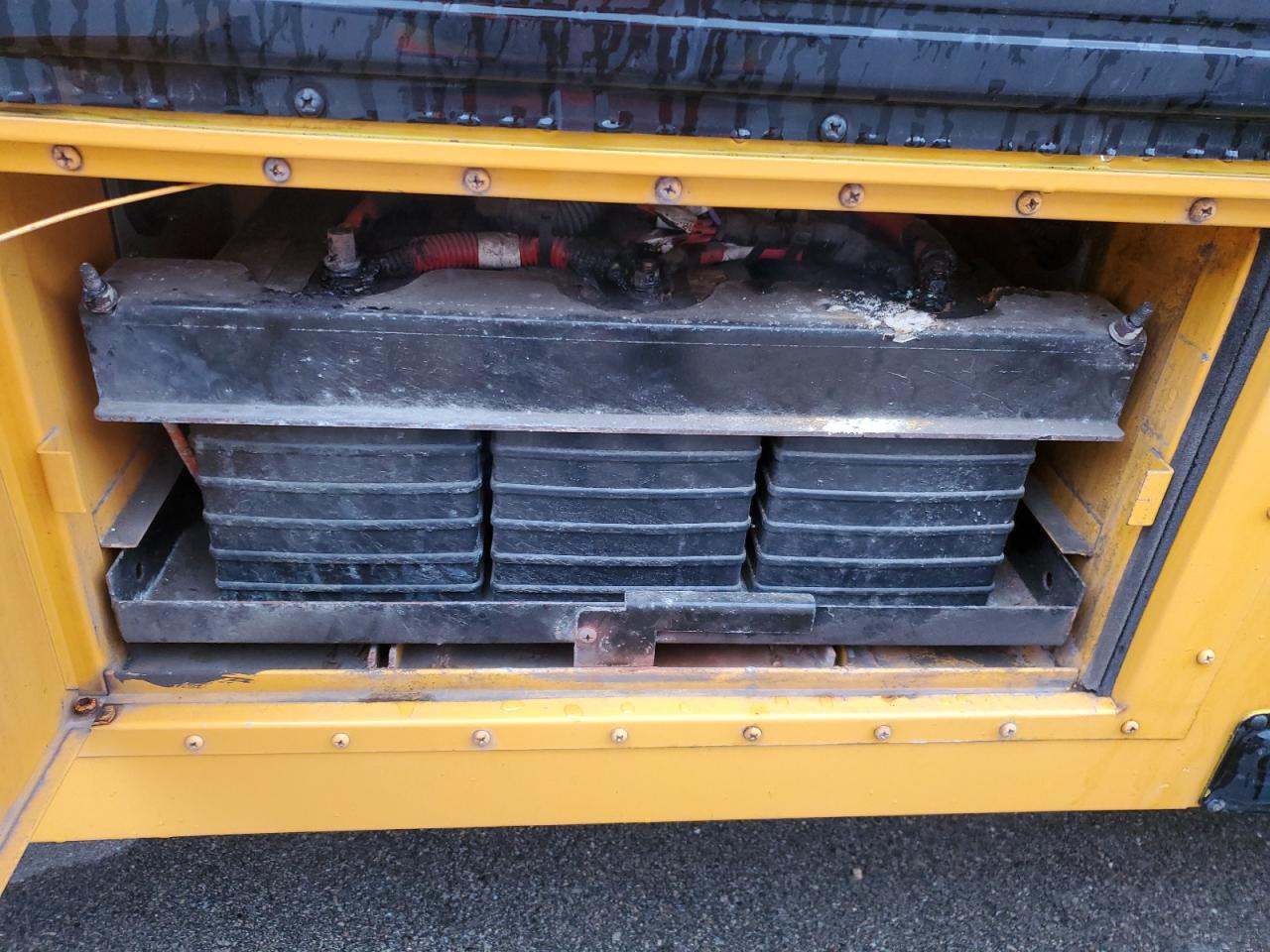 2014 Ic Ce series VIN 4DRBUAAP2EB780704 photo 9