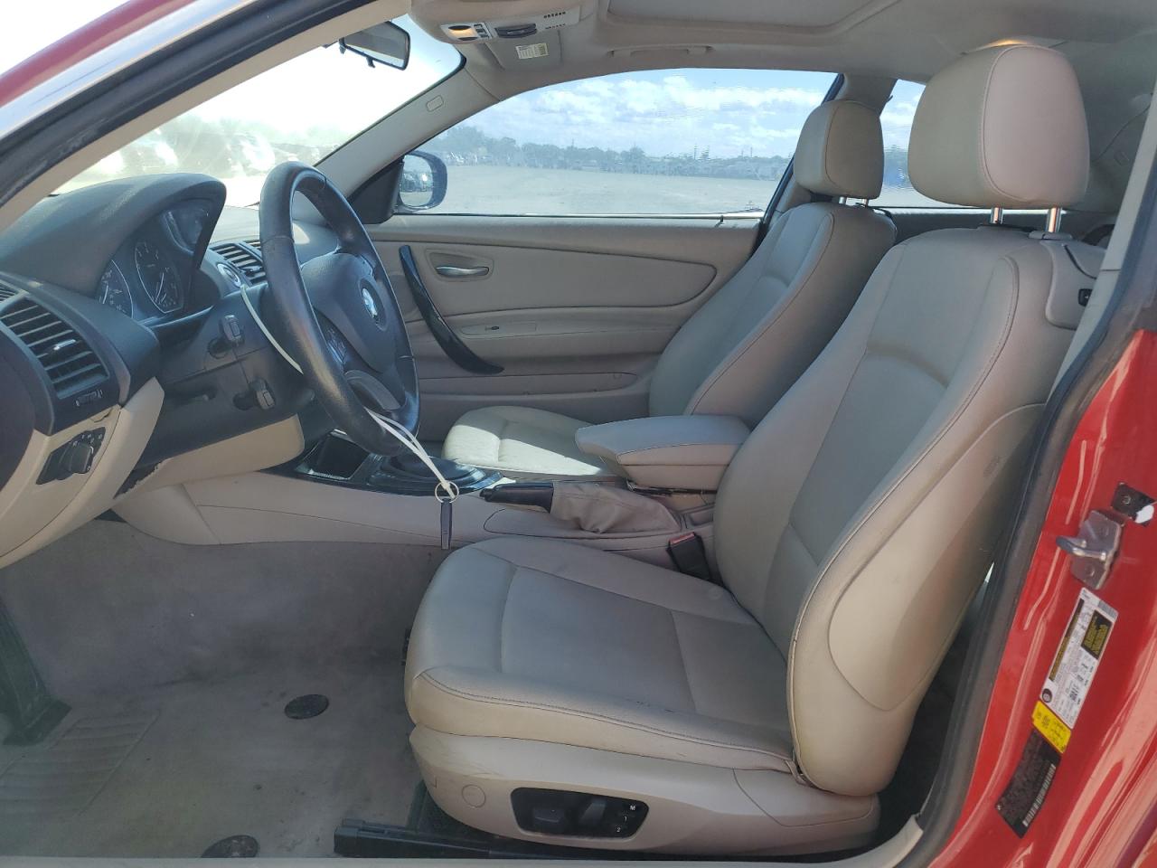 2010 BMW 1 series VIN WBAUP7C56AVK77489 photo 7