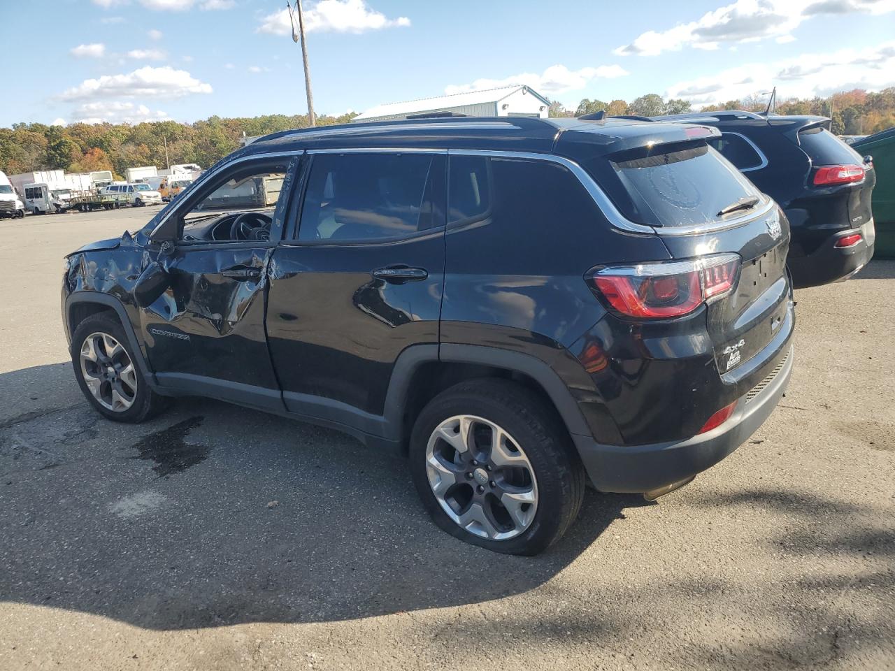 2020 Jeep Compass VIN 3C4NJDCB8LT223076 photo 2