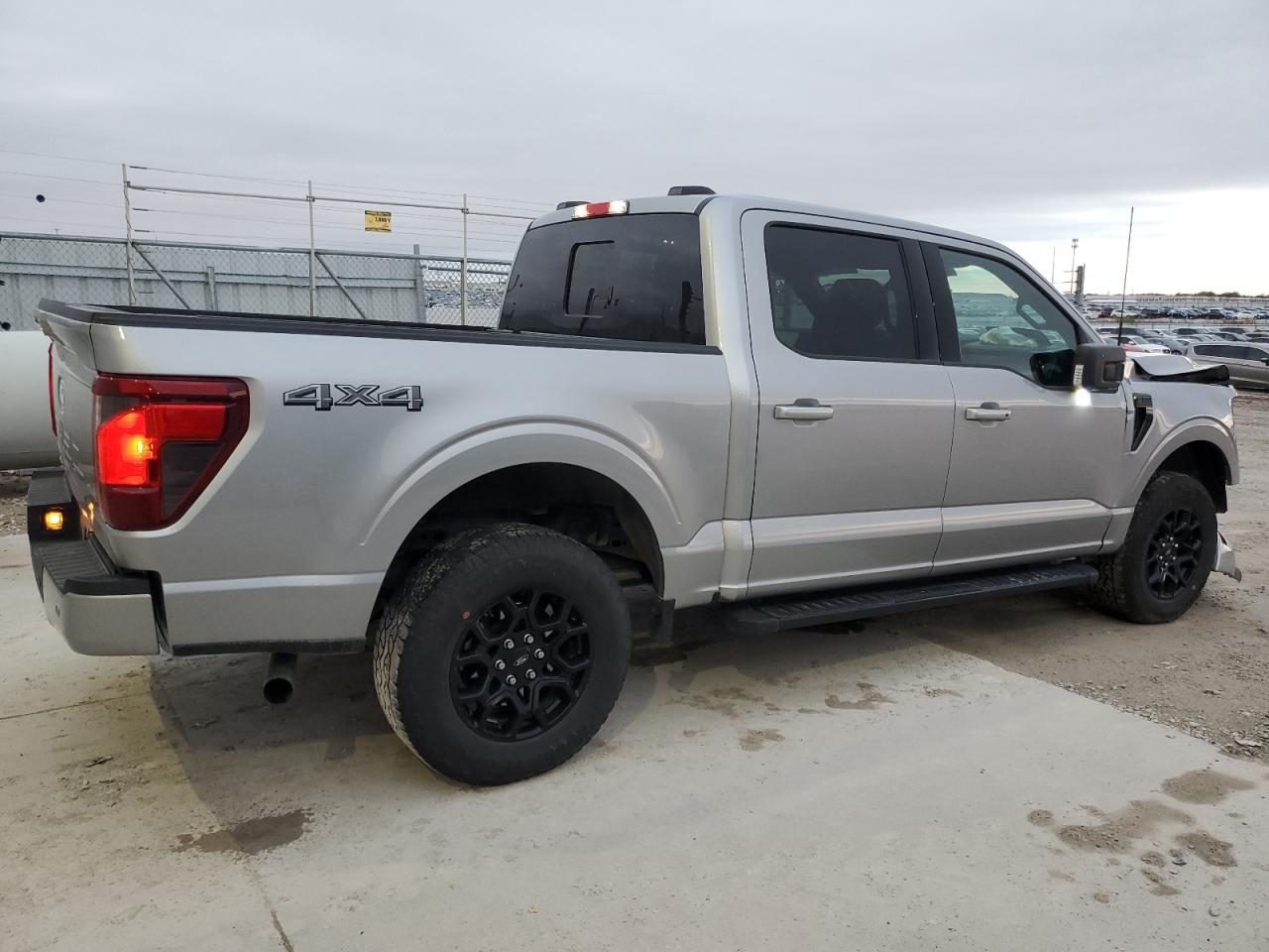 2024 Ford All models VIN 1FTEW3LP7RKD90739 photo 3