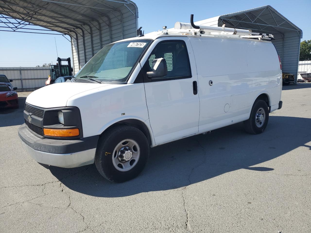 2014 Chevrolet Express VIN 1GCWGFCB2E1118218 photo 1