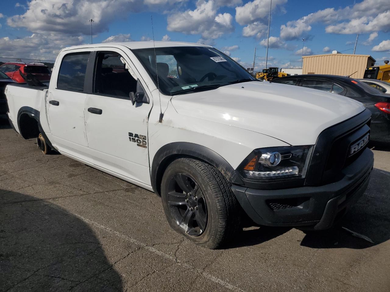 2024 Ram 1500 VIN 1C6RR6LG2RS156154 photo 4
