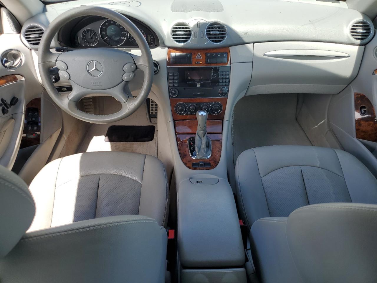 2005 Mercedes Clk-class VIN WDBTK65J85F152140 photo 8