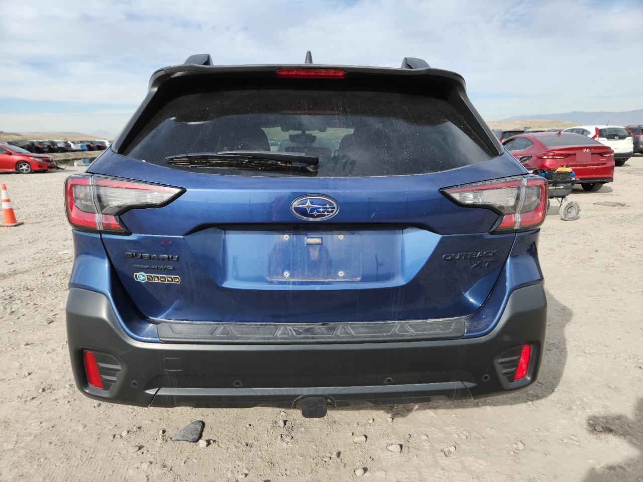2022 SUBARU Outback VIN 4S4BTGLDXN3185442 photo 6