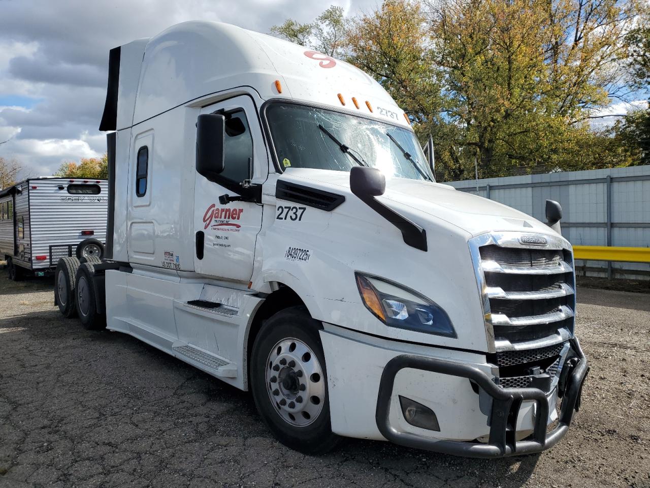 2019 FREIGHTLINER All other VIN 1FUJHHDR3KLKM7141 photo 1