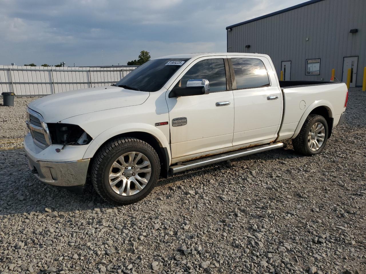 2015 Ram 1500 VIN 1C6RR7WM1FS679393 photo 1
