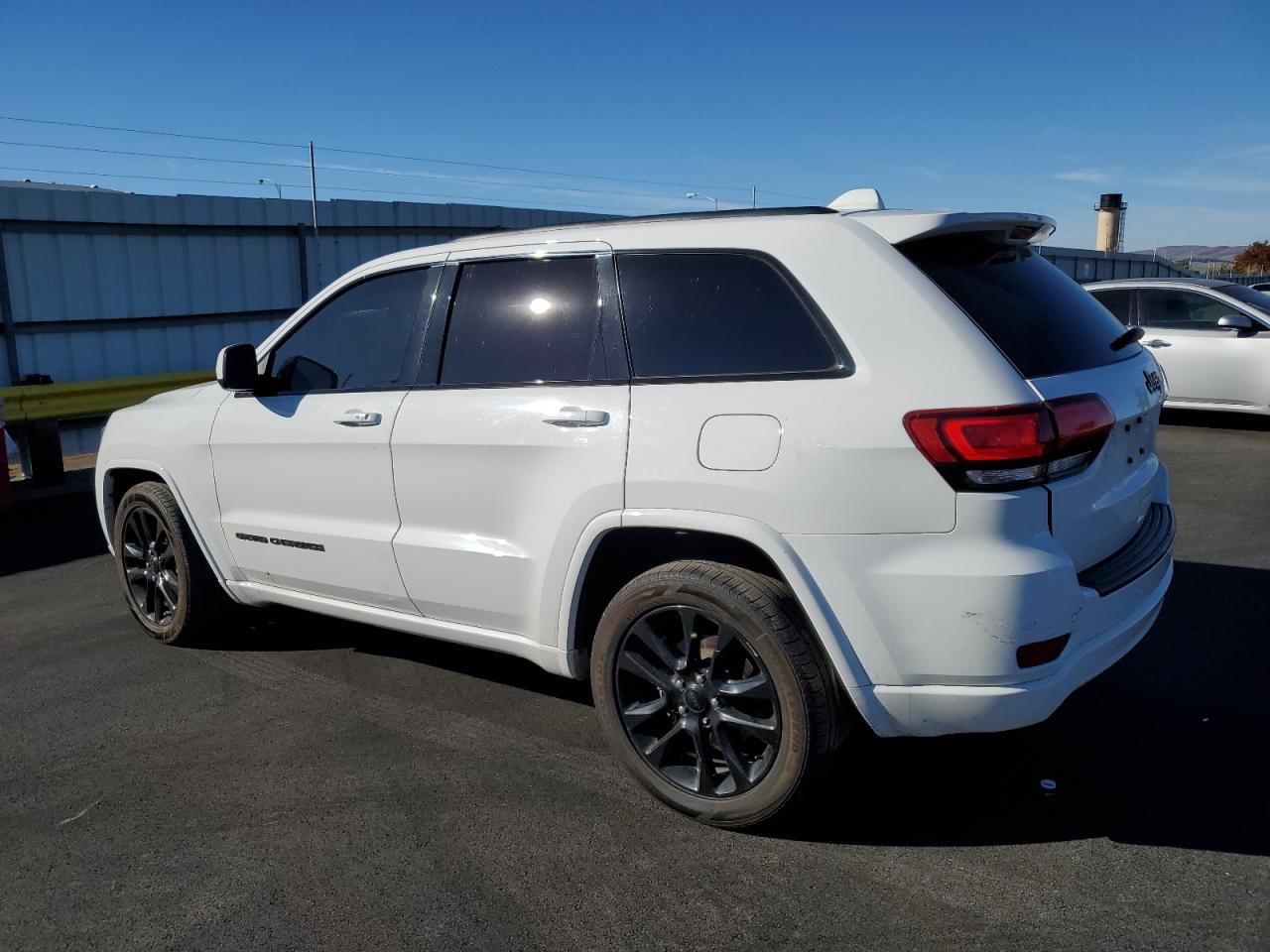 2020 Jeep Grand cher VIN 1C4RJEAG1LC162364 photo 2