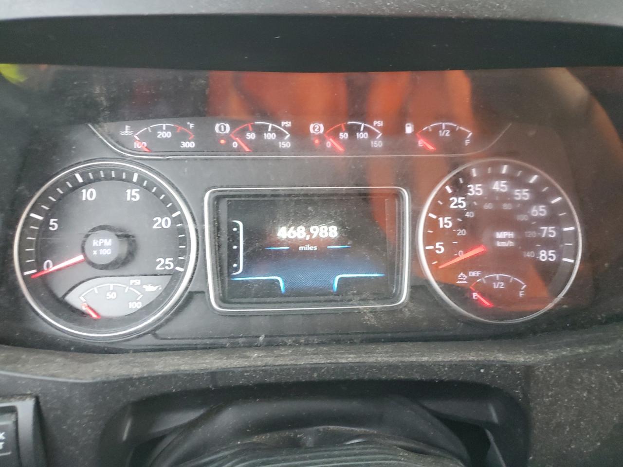 2019 International All models VIN 3HSDZAPR9KN240845 photo 8