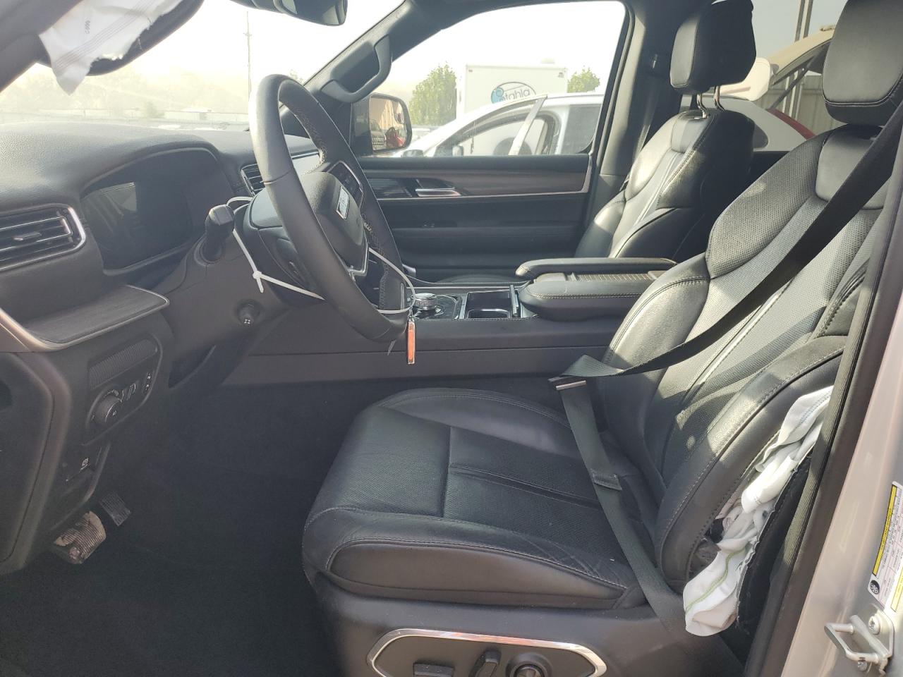 2024 JEEP Wagoneer VIN 1C4SJRBPXRS135198 photo 7