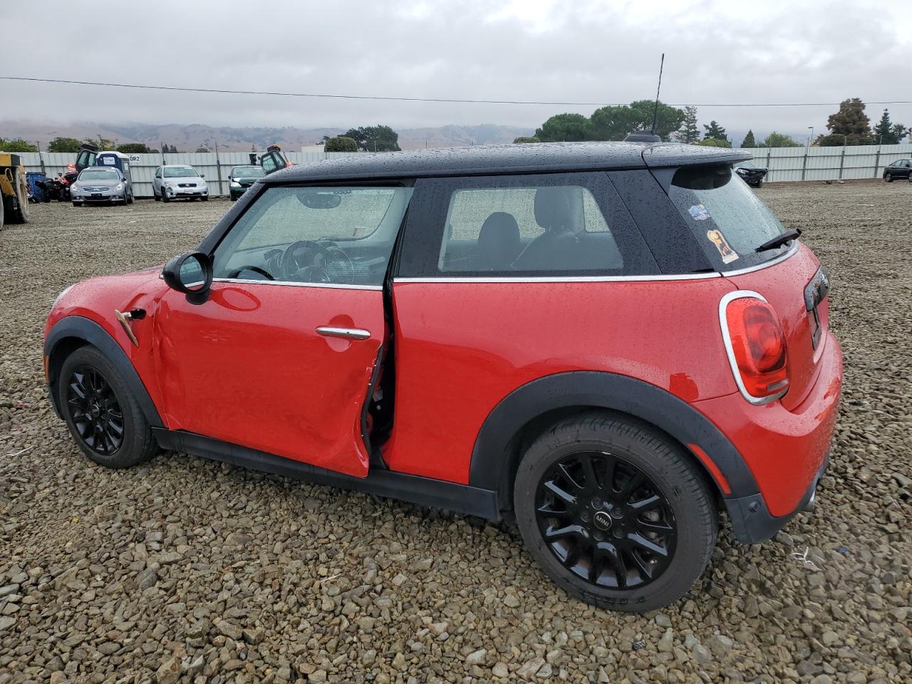2019 Mini Cooper VIN WMWXP5C55K2H31867 photo 2