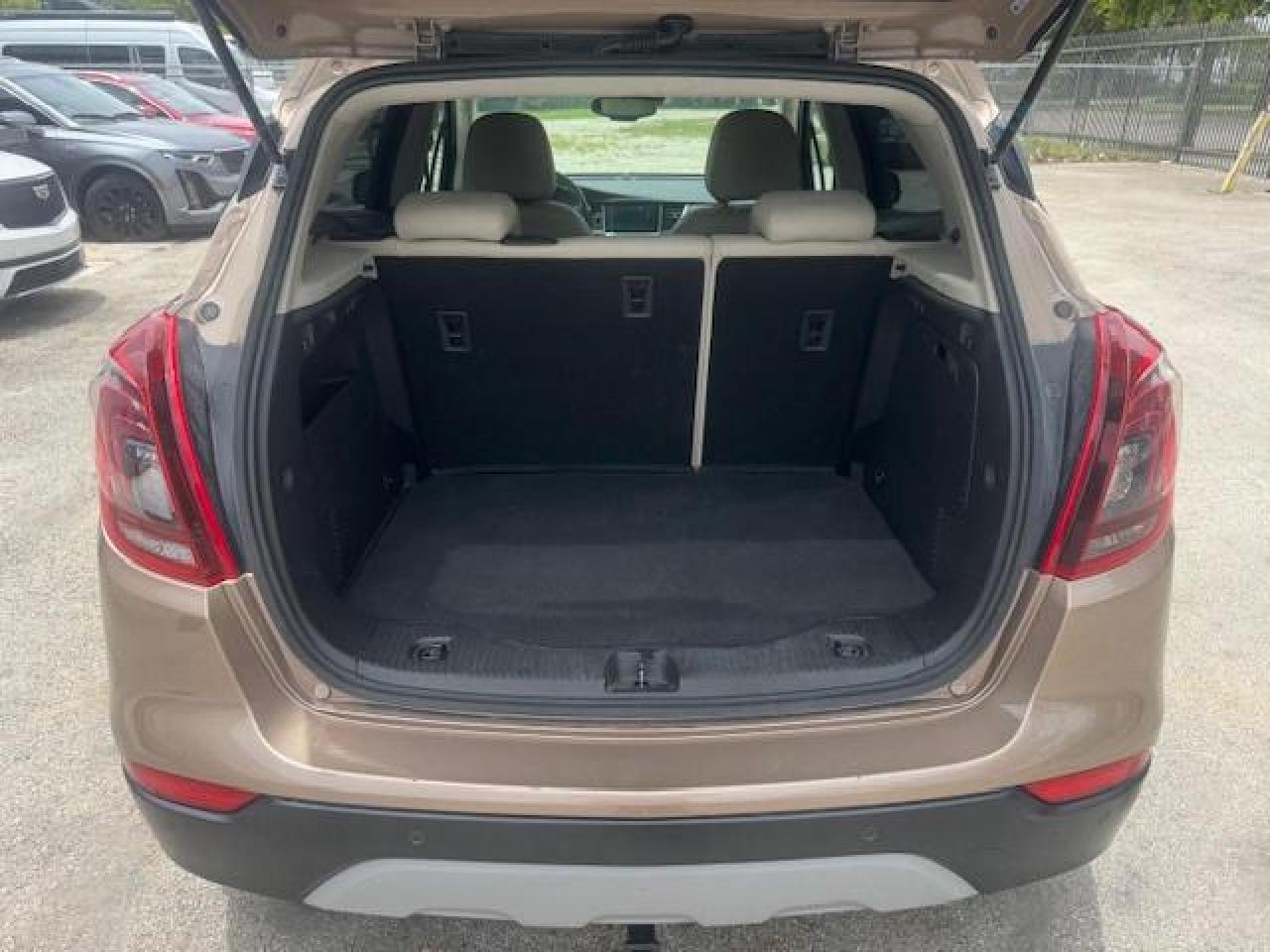 2019 Buick Encore VIN KL4CJCSM3KB734676 photo 6