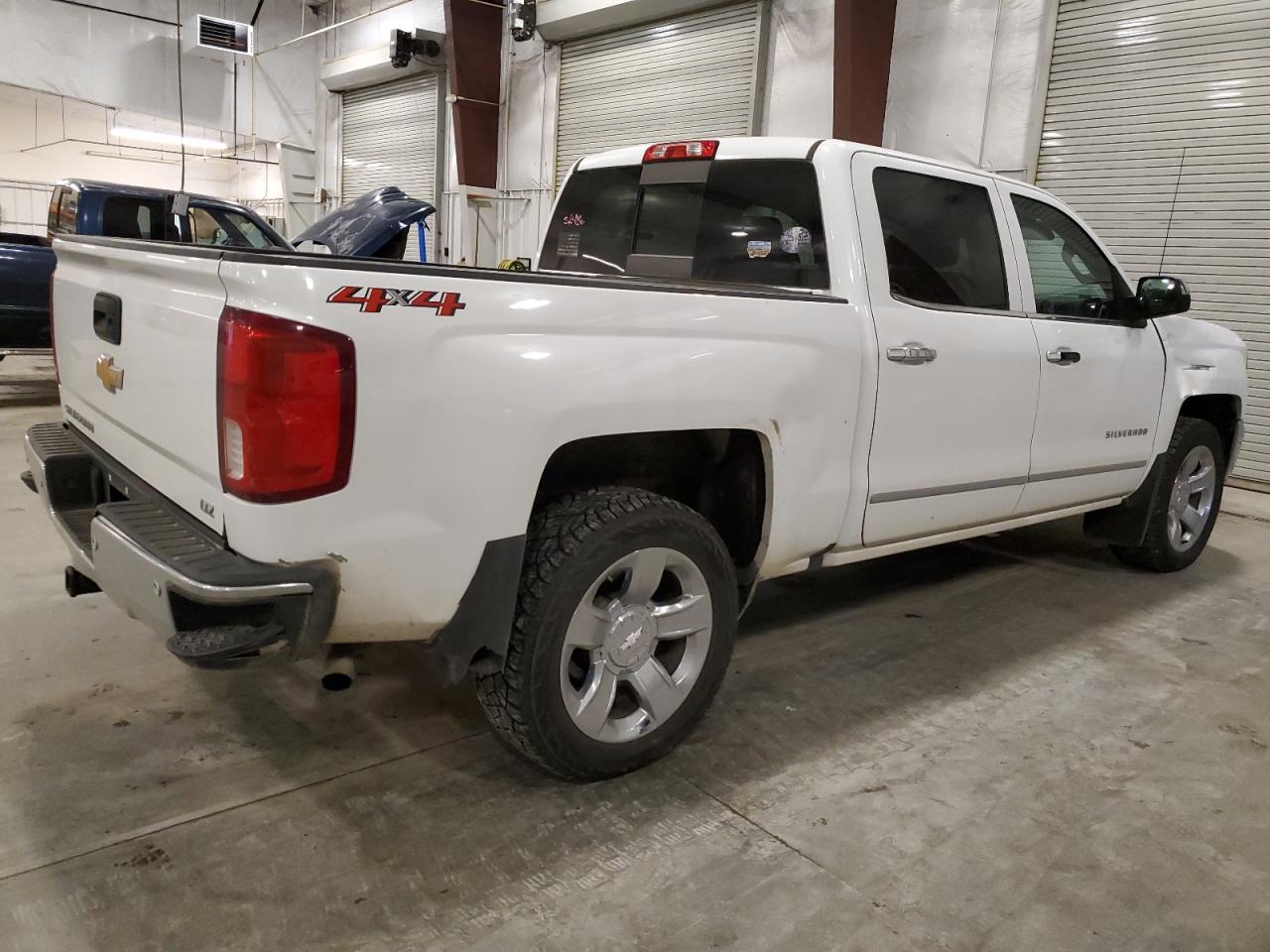 2018 Chevrolet All models VIN 3GCUKSEC5JG524798 photo 3