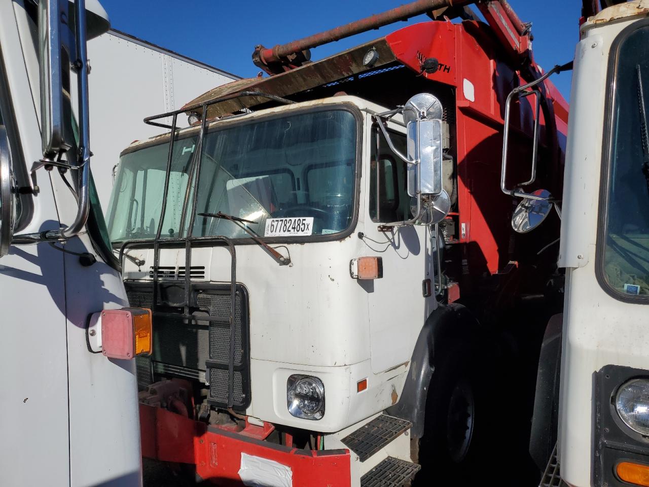 2006 AUTOCAR Unknown VIN 5VCDC6ME76H203482 photo 2
