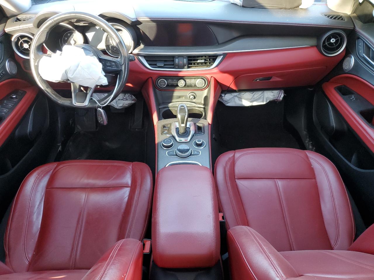 2020 Alfa Stelvio VIN ZASPAKBN7L7C88764 photo 8