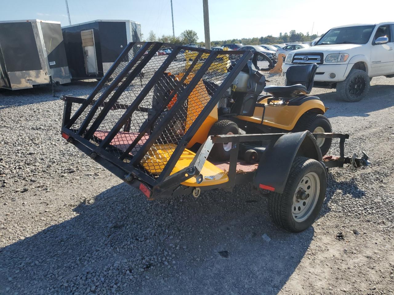 2017 UTILITY All models VIN N0V1N000086123235 photo 4