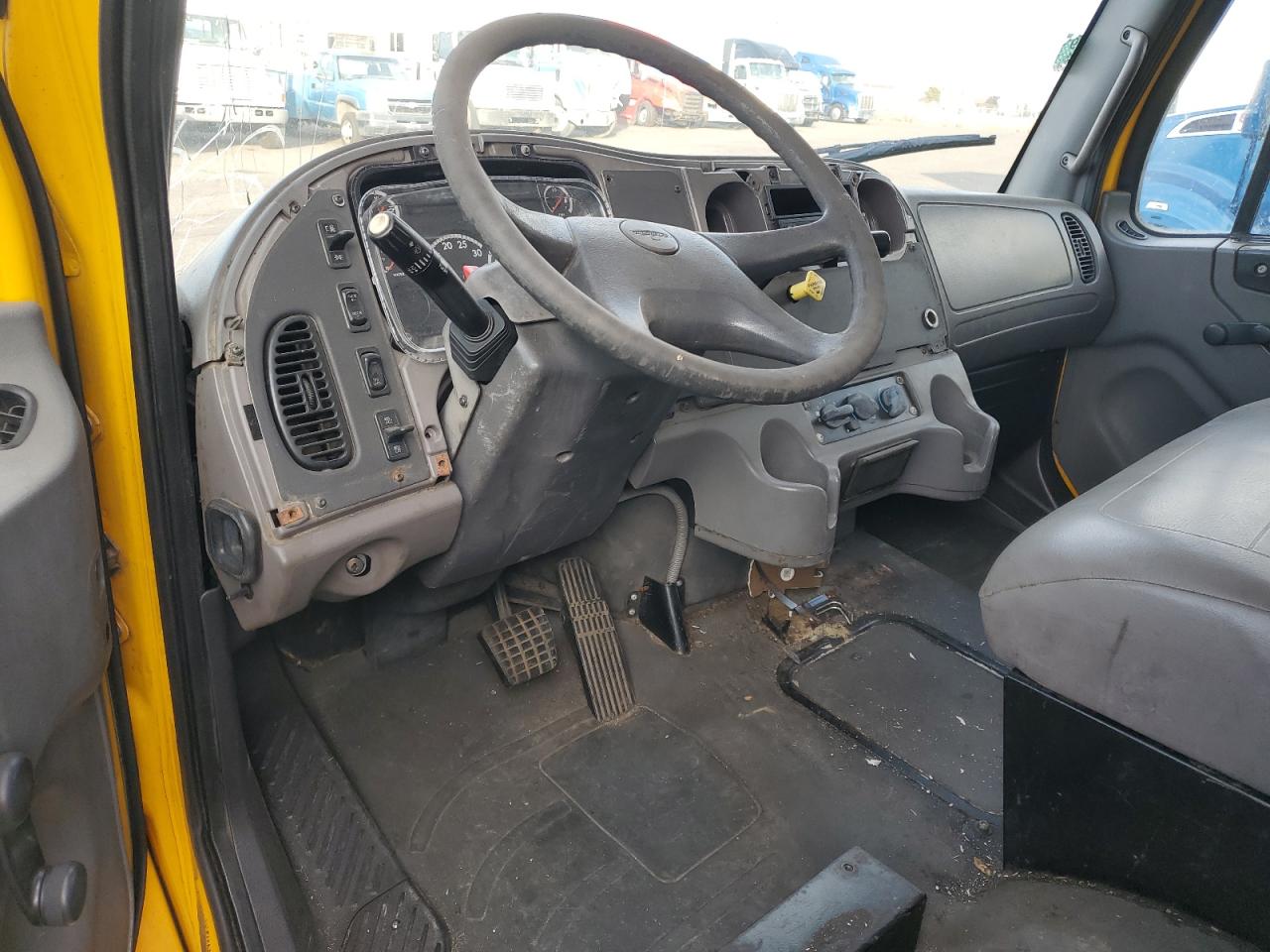 2006 FREIGHTLINER All models VIN 1FVACWDC46HW75304 photo 8