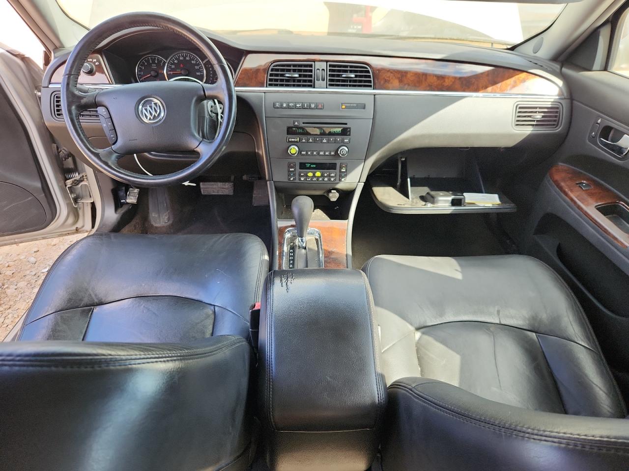 2007 BUICK Lacrosse VIN 2G4WD552771173904 photo 8