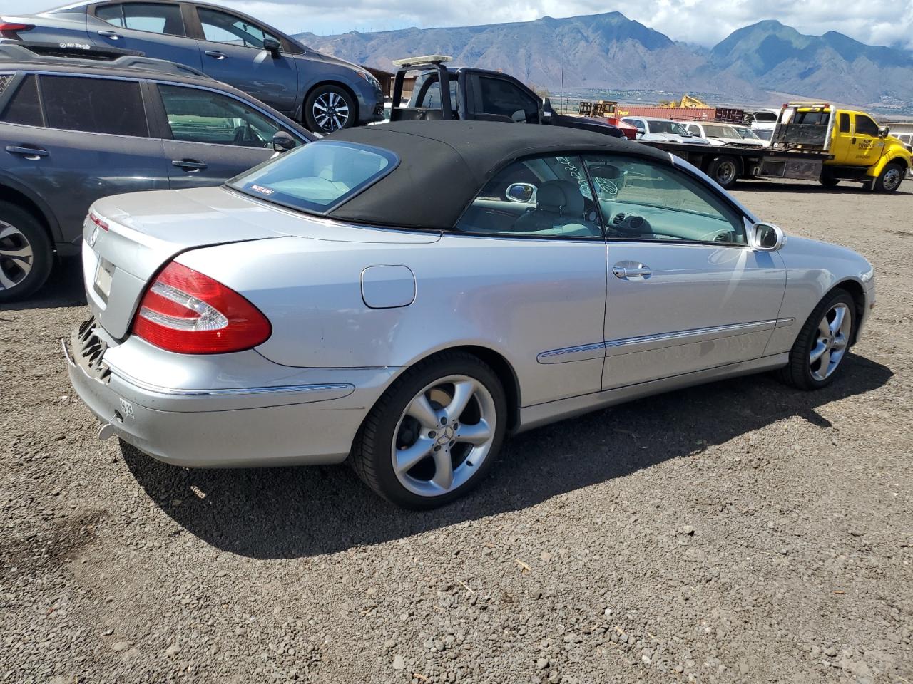 2005 Mercedes Clk-class VIN WDBTK65J85F152140 photo 3