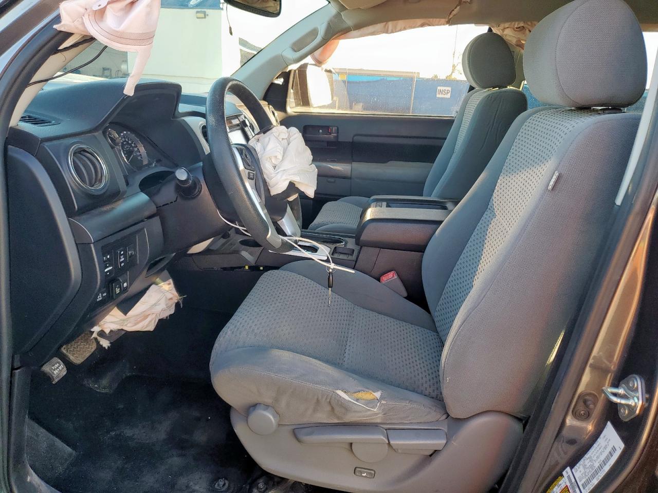 2017 Toyota Tundra VIN 5TFDW5F12HX596437 photo 7