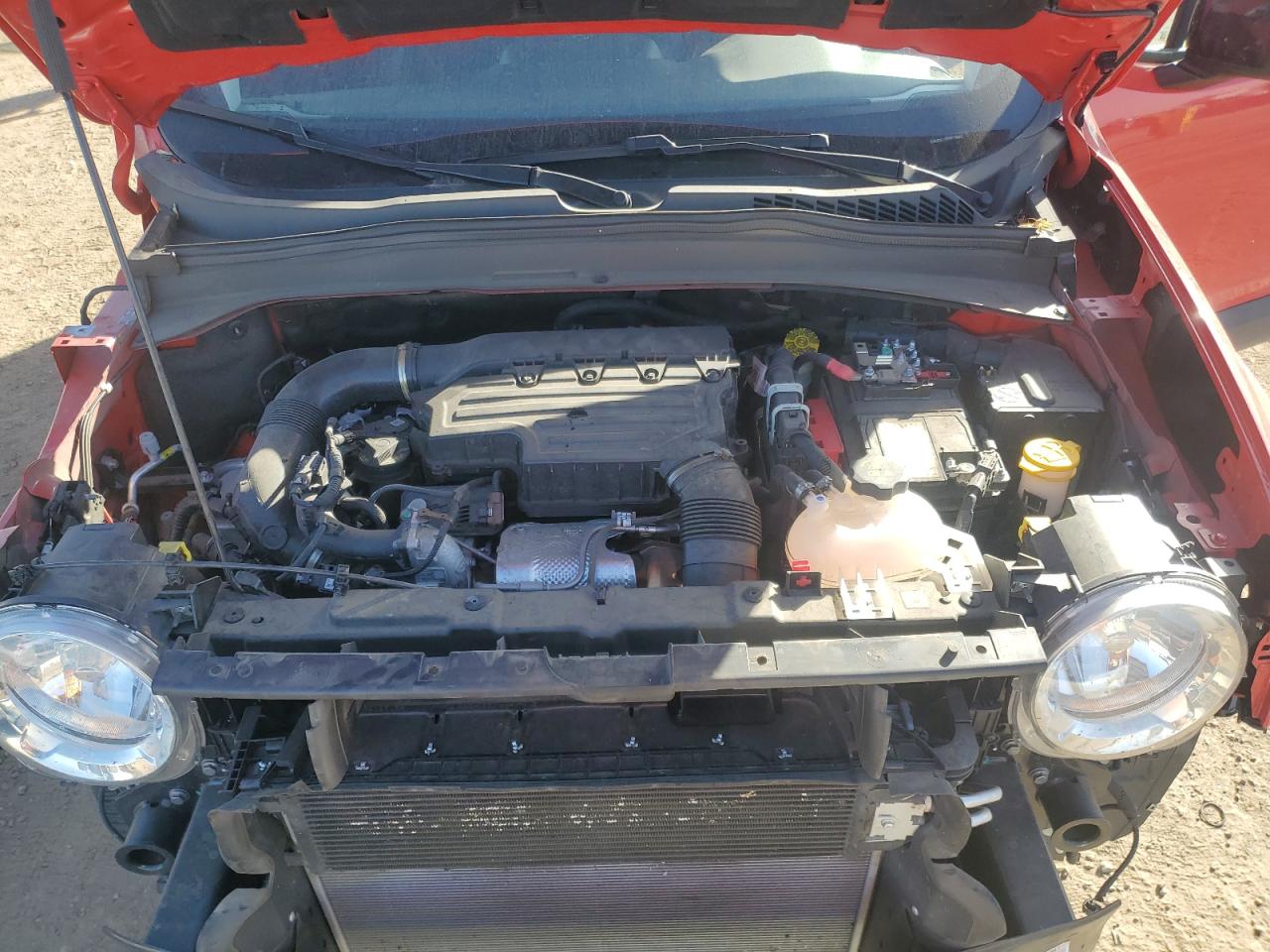 2023 Jeep Renegade VIN ZACNJDC13PPP73402 photo 12