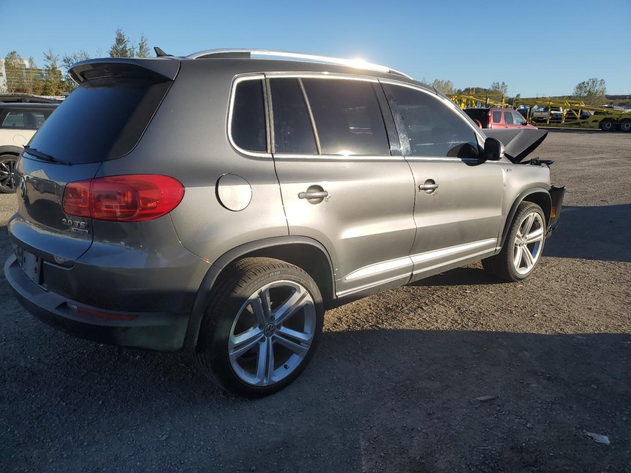 2014 VOLKSWAGEN Tiguan VIN WVGJV3AX0EW026391 photo 3