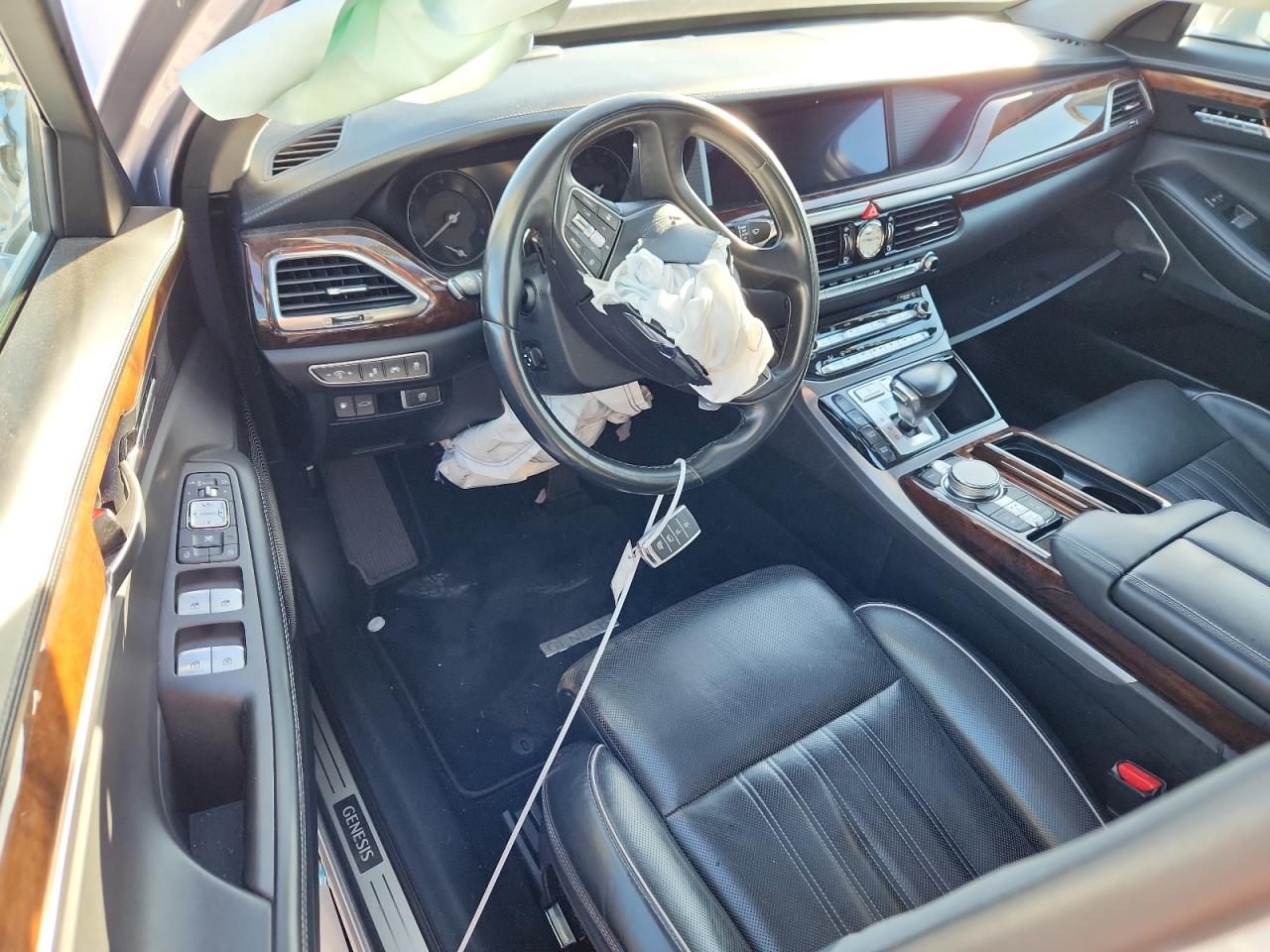 2019 Genesis G90 VIN KMTF54JH1KU054122 photo 8