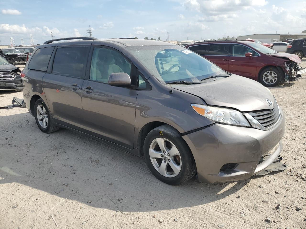 2014 Toyota All models VIN 5TDKK3DC4ES440400 photo 4