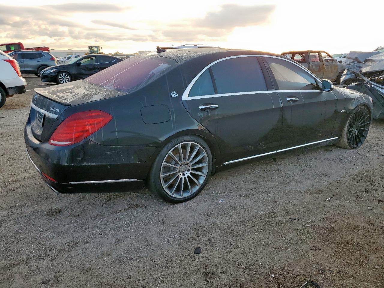 2015 Mercedes-Benz S class VIN WDDUG7GB9FA138237 photo 3