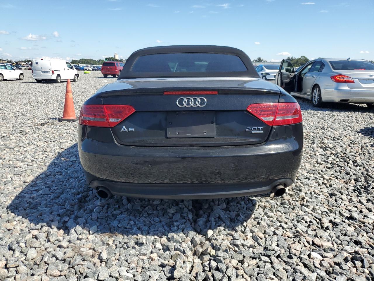 2011 Audi A5 VIN WAULFAFH7BN003639 photo 6