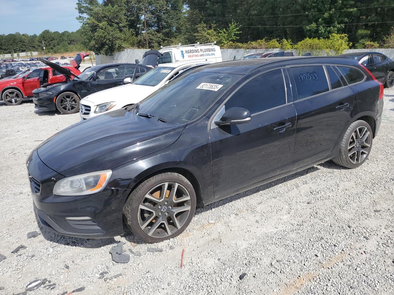 2018 Volvo V60 VIN YV140MELXJ2389290 photo 1