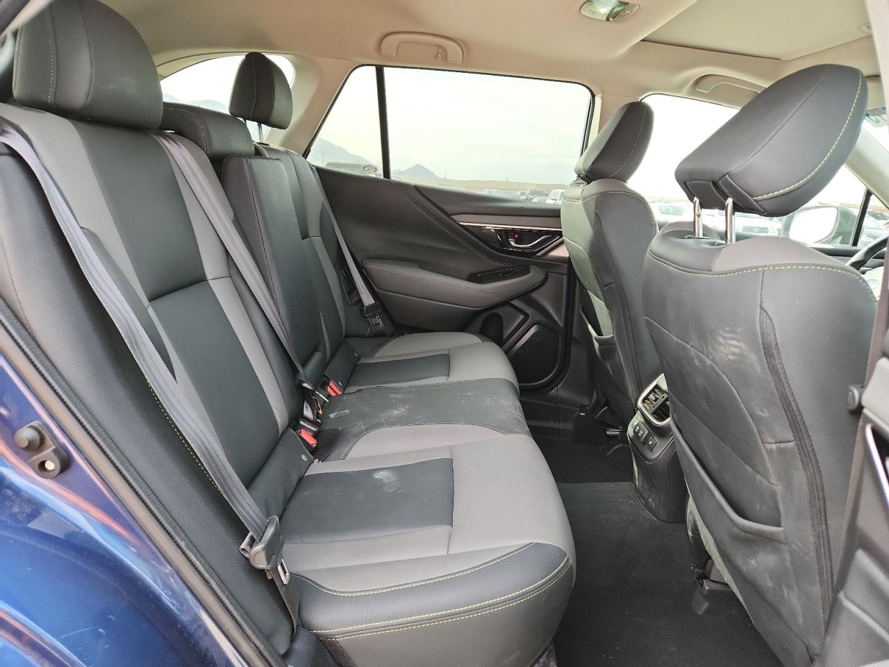 2022 SUBARU Outback VIN 4S4BTGLDXN3185442 photo 11