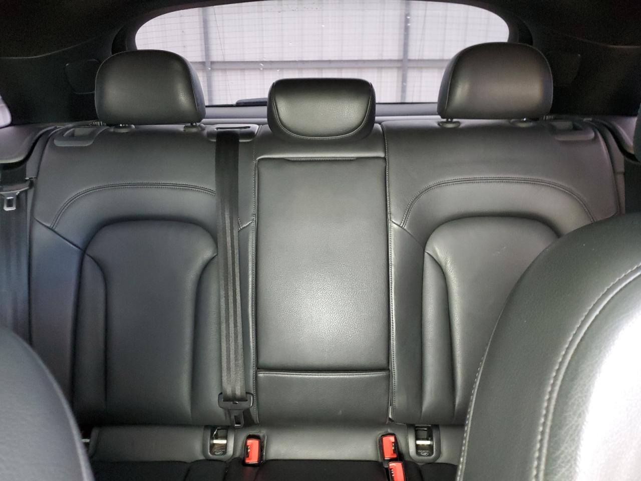 2018 AUDI Q3 VIN WA1BCCFS9JR027456 photo 10