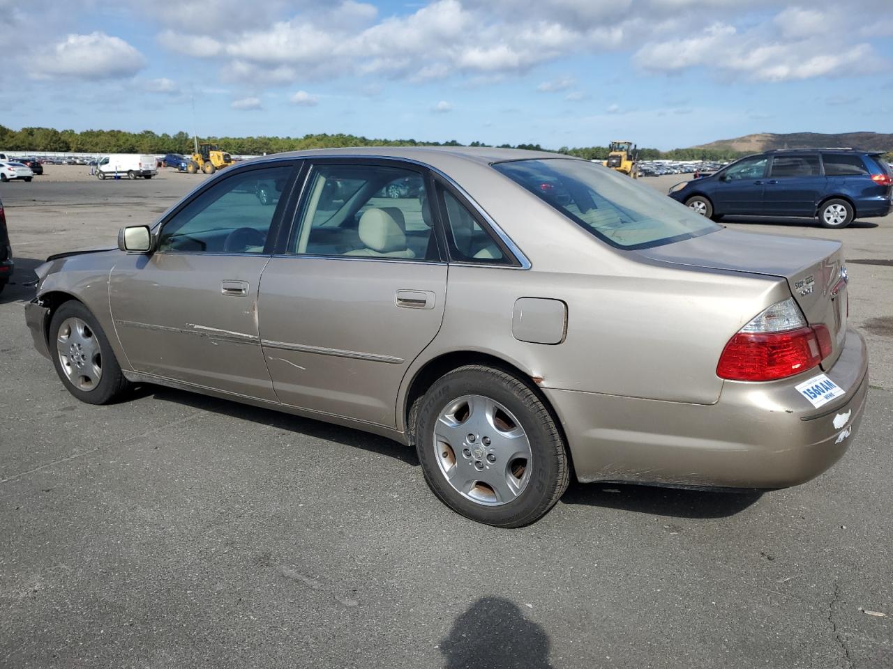 2003 Toyota Avalon VIN 4T1BF28B93U317888 photo 2
