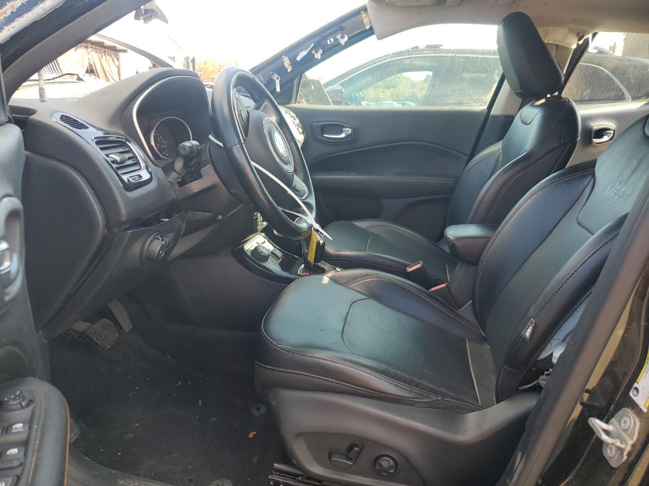 2020 Jeep Compass VIN 3C4NJDCB8LT223076 photo 7