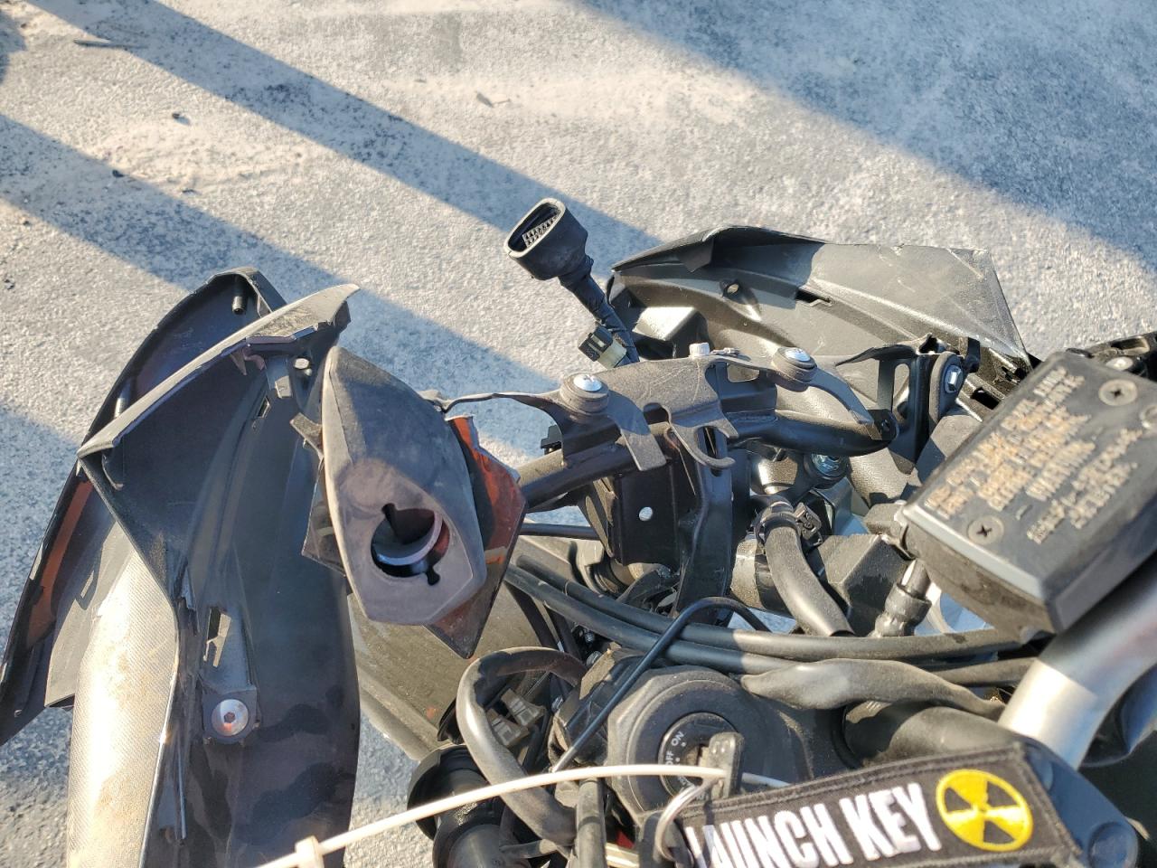 2016 Yama Fz600-800 VIN JYARJ18E8GA014450 photo 7