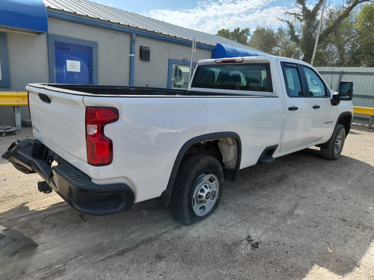 2021 Chev All models VIN 1GC5WLE75MF198704 photo 3