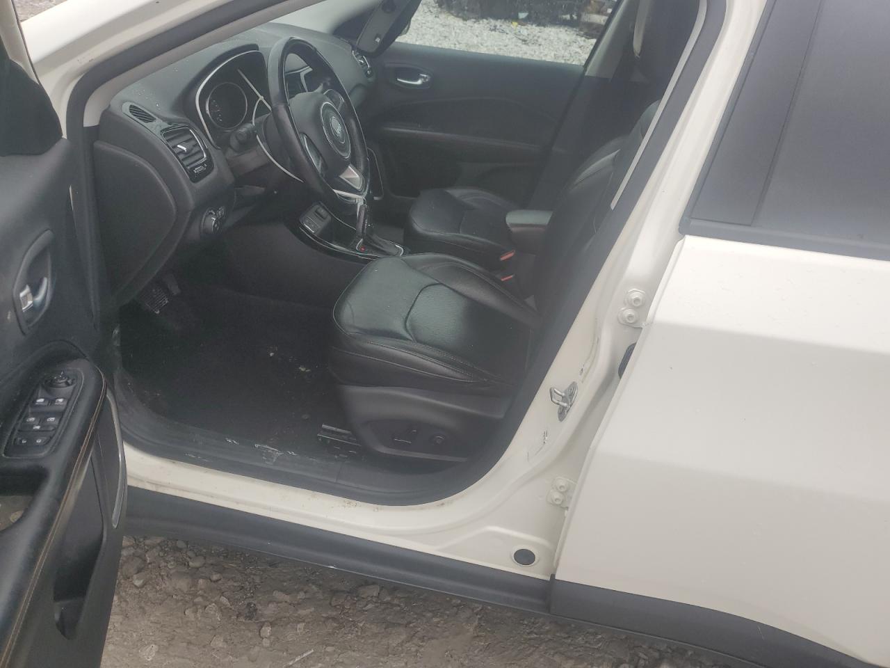 2020 Jeep Compass VIN 3C4NJCCB1LT187354 photo 7
