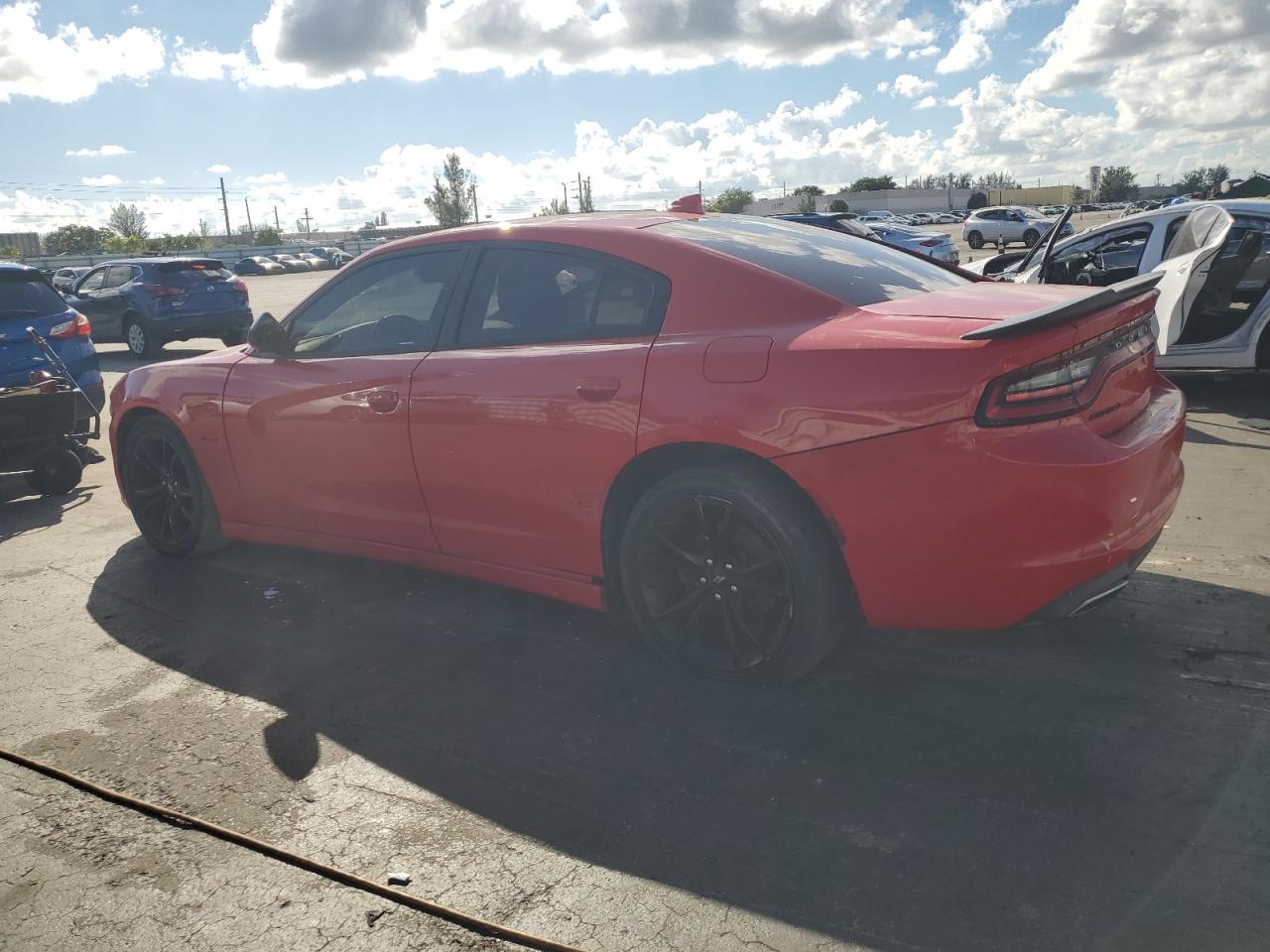 2017 Dodge Charger VIN 2C3CDXCT4HH520469 photo 2