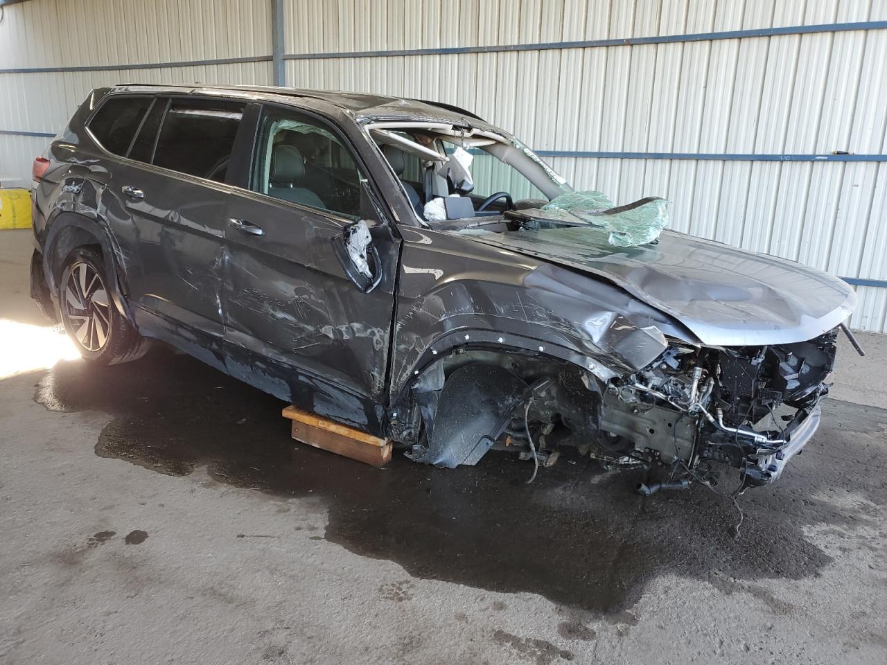 2025 Volkswagen Atlas VIN 1V2HR2CA7SC519278 photo 4
