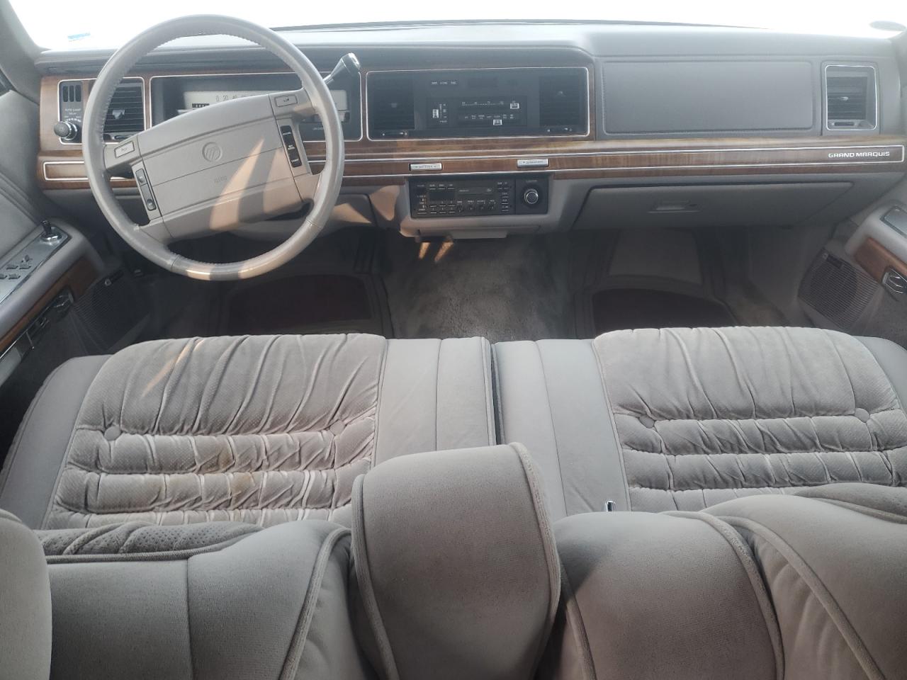 1991 Mercury Grmarquis VIN 2MECM75F7MX656161 photo 8