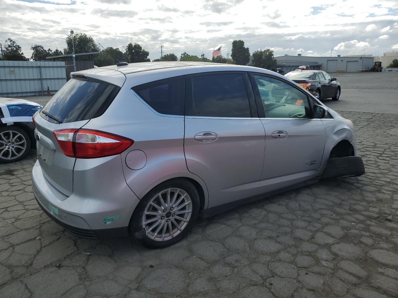2014 Ford Cmax VIN 1FADP5CU6EL521468 photo 3